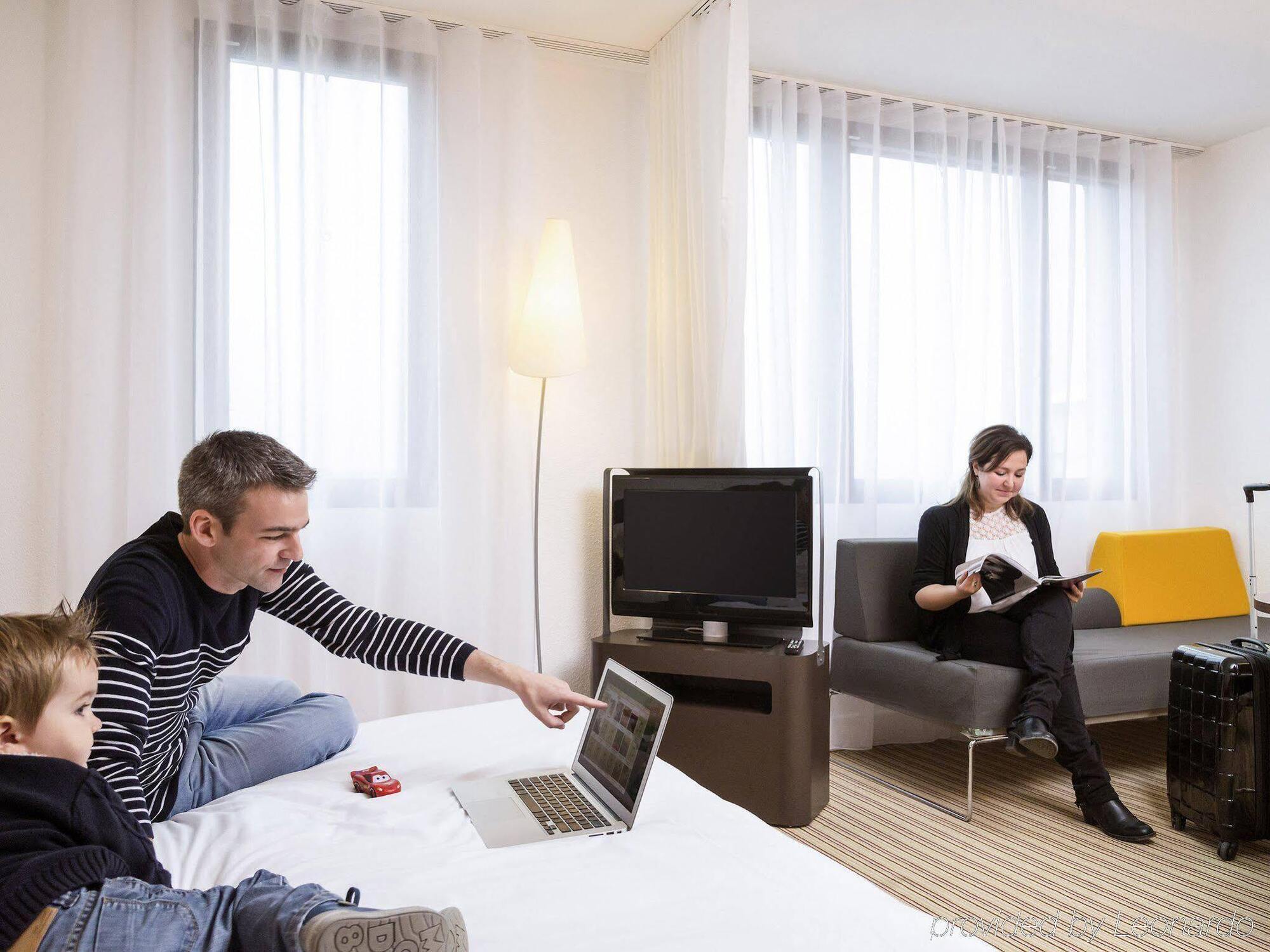 B&B Hotel Calais Terminal Cite Europe 4 Etoiles Coquelles Eksteriør bilde